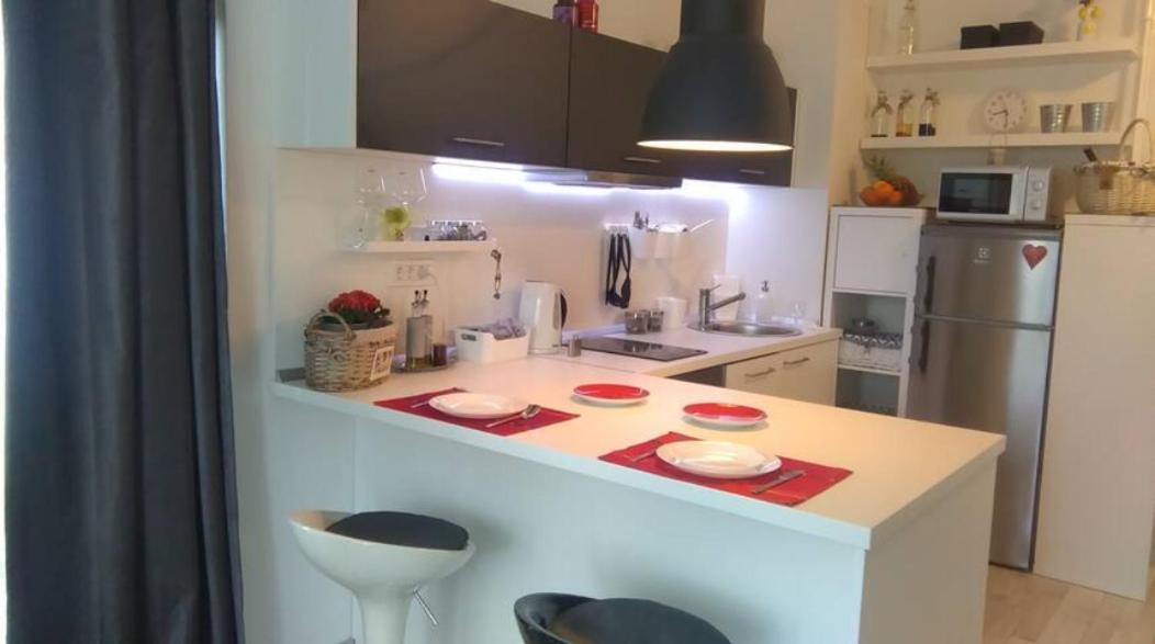 New Studio Apartment Sun With Free Parking Zagreb Buitenkant foto