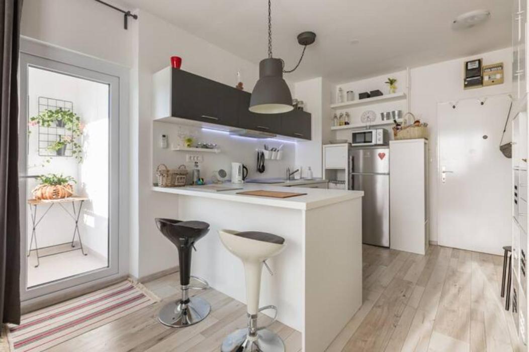 New Studio Apartment Sun With Free Parking Zagreb Buitenkant foto