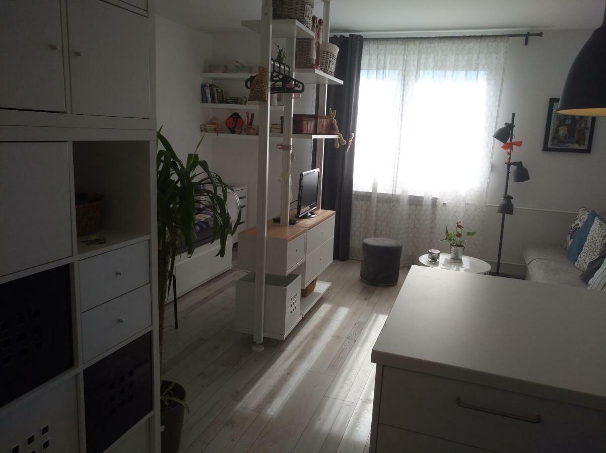 New Studio Apartment Sun With Free Parking Zagreb Buitenkant foto